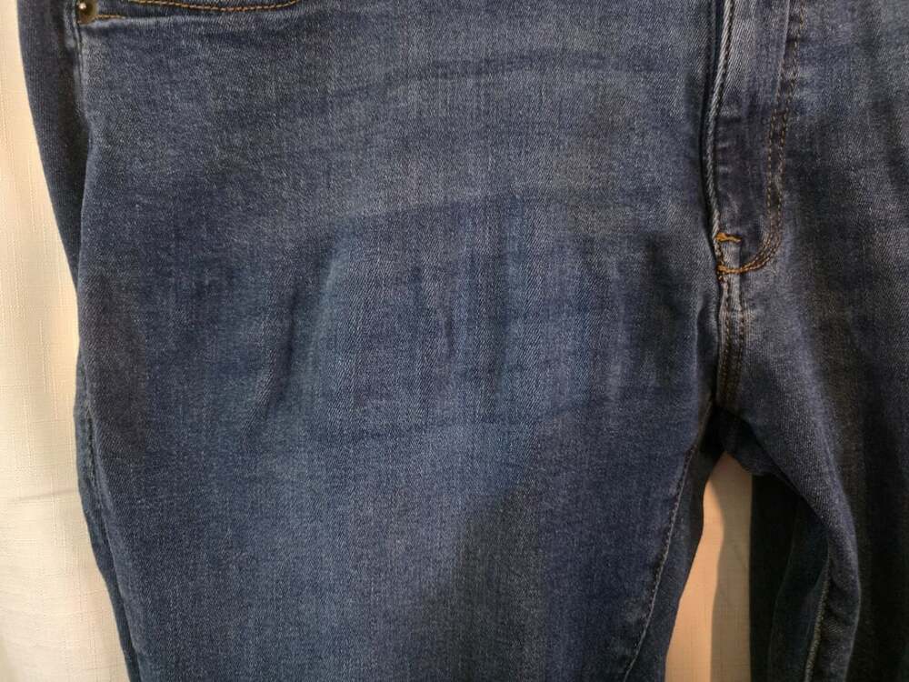 Tahari Dark Wash Stretch Denim Jeans W 38 - Picture 2 of 7